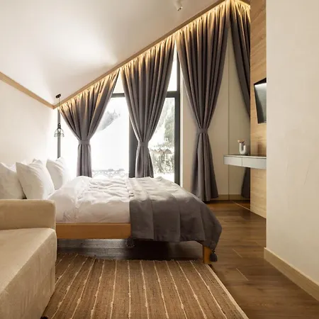 Black & White By Fomich Group Villa *